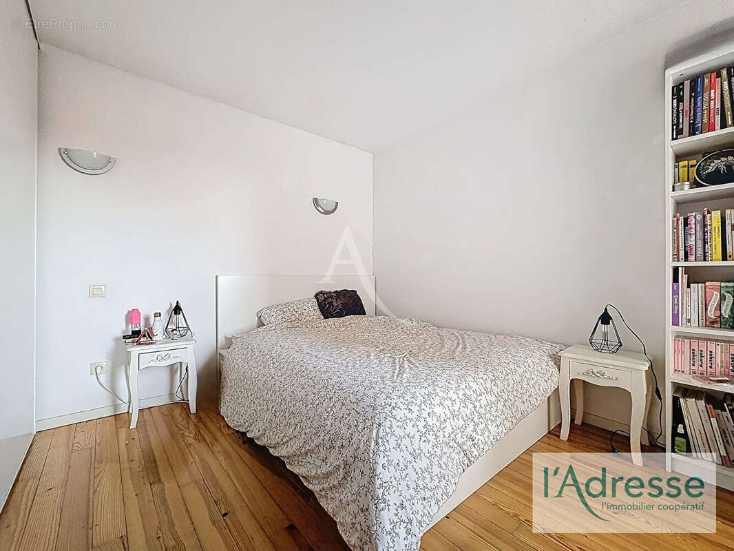 Appartement à BRUGUIERES