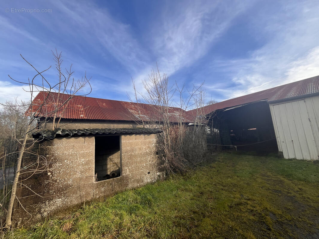 Terrain à BOUGUENAIS