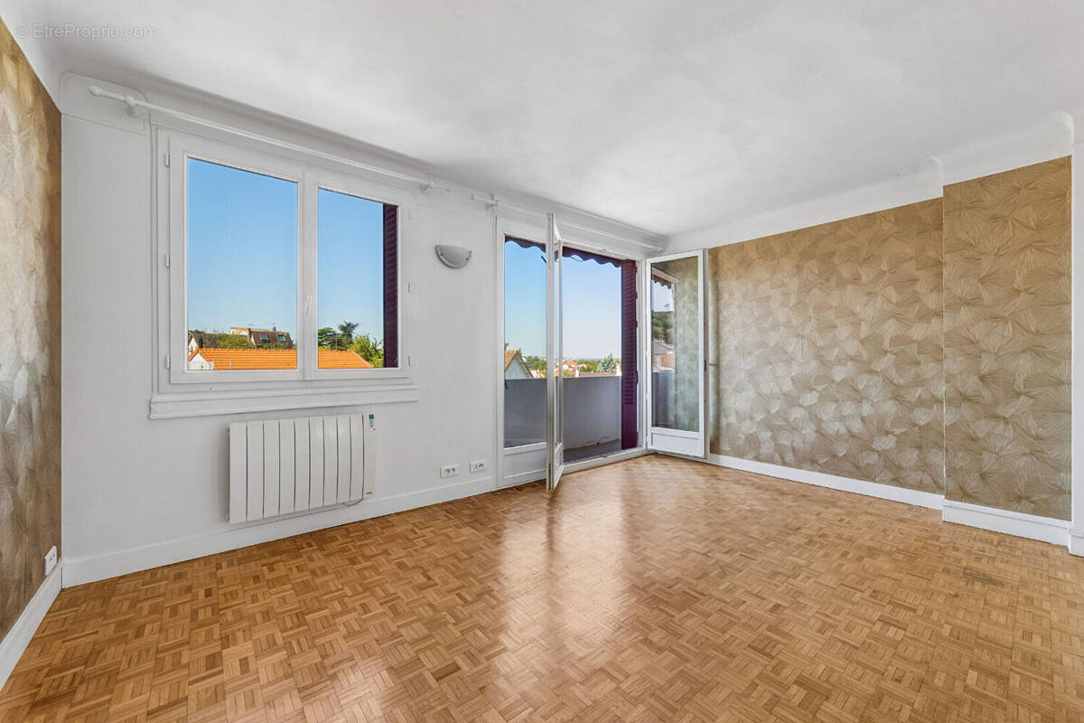 Appartement à NANTERRE
