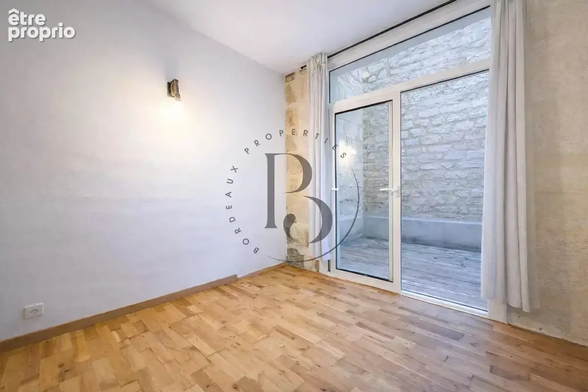 Appartement SAINT SEURIN 2 chambres et terrasse - photo 3