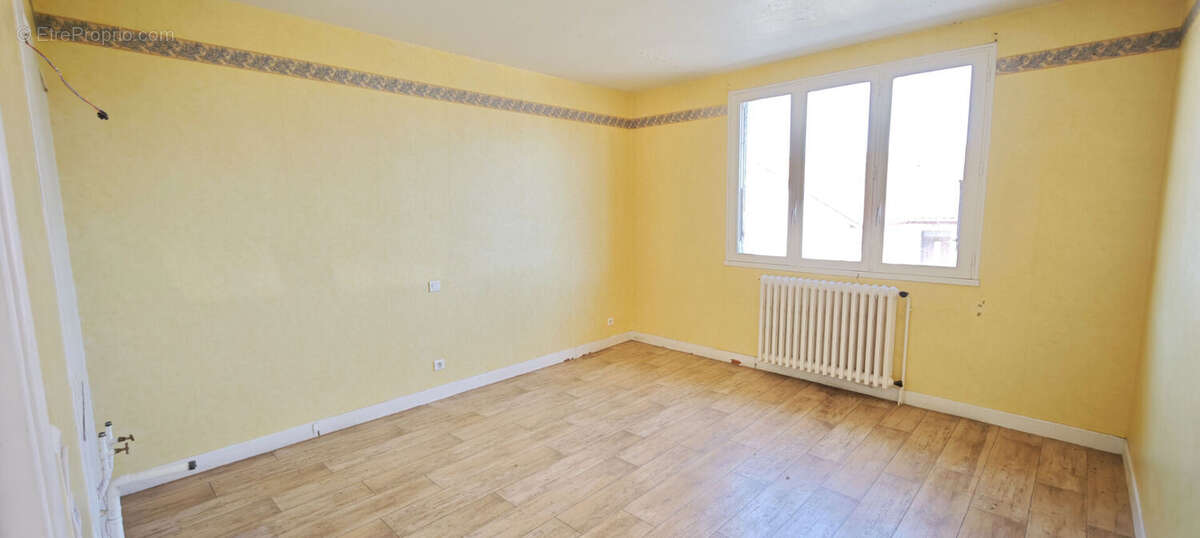 Immeuble de rapport - Asprieres  200 m2 - photo 10