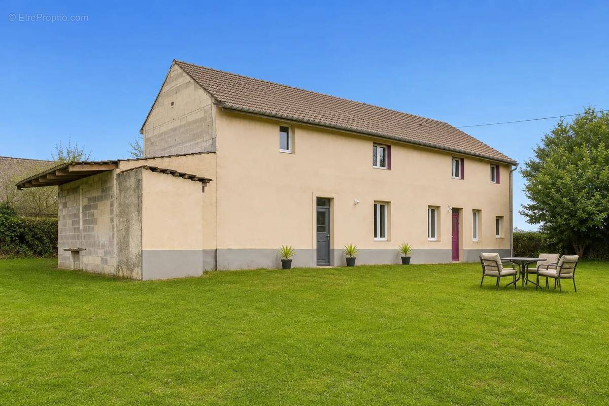 Maison à CONTEVILLE