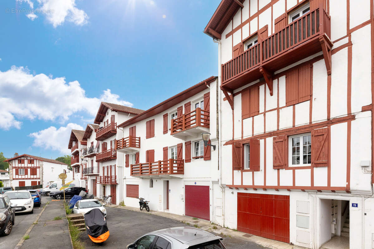 Appartement à CIBOURE
