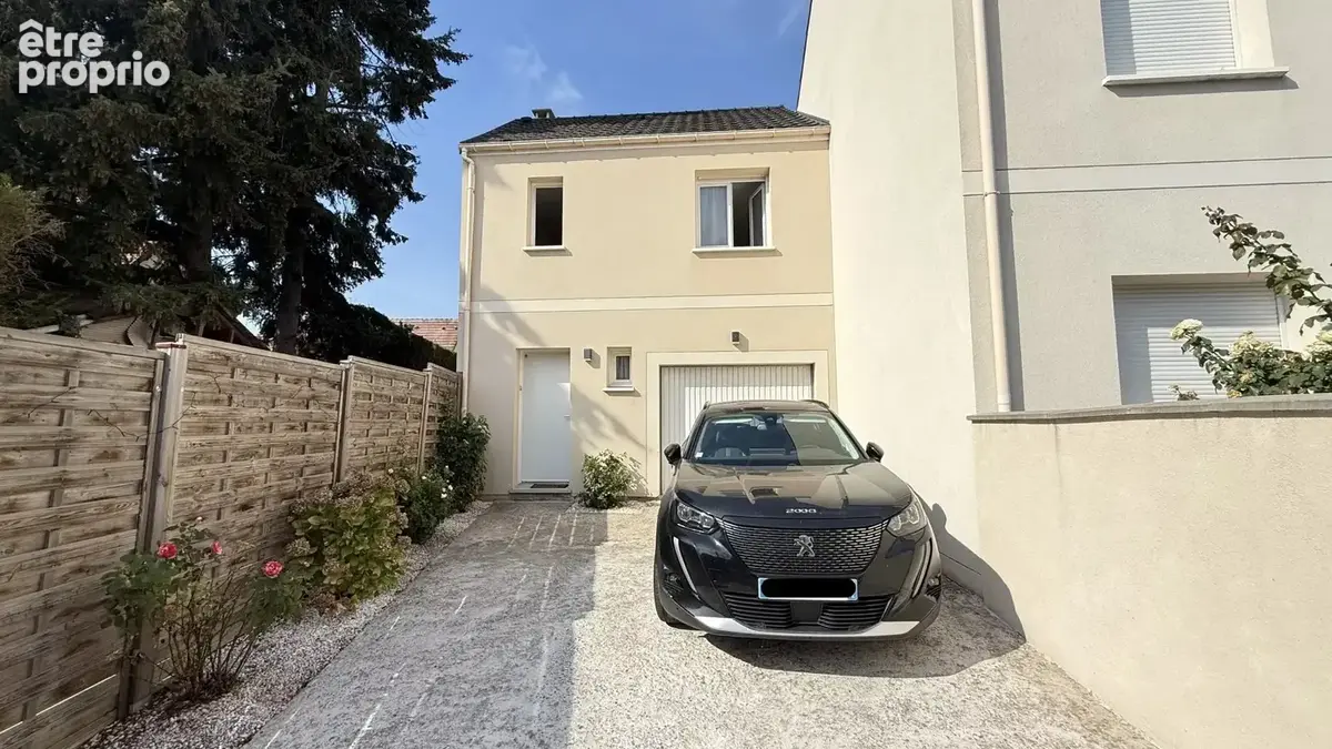 Maison 4 pièces de 75m² - photo 1