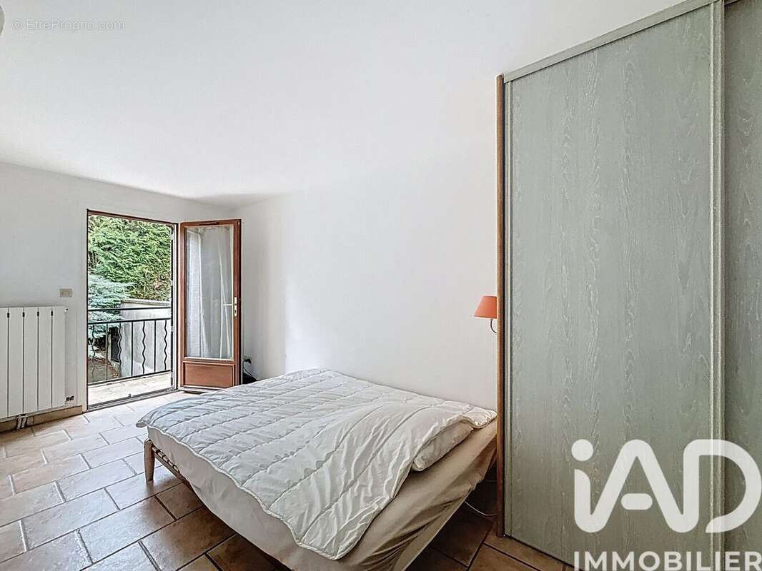 Photo 6 - Maison à VIRY-CHATILLON