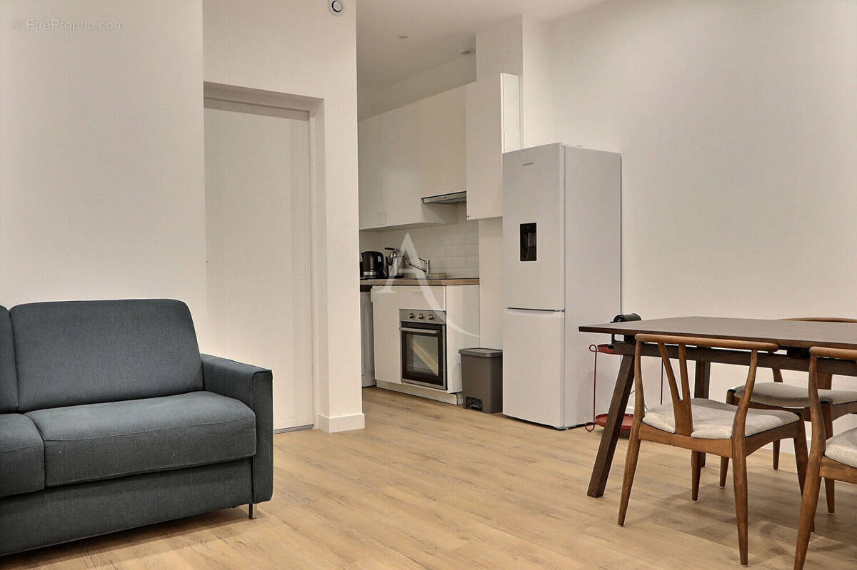 Appartement à AUBERVILLIERS