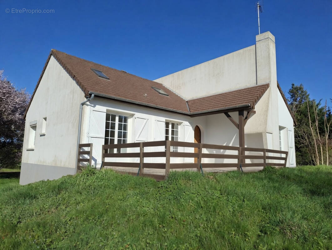 Maison à CHATELLERAULT