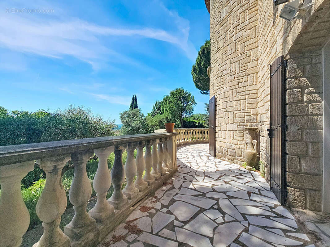 Maison de caractère 8 pièces de 192 m² avec vue panoramique - photo 9
