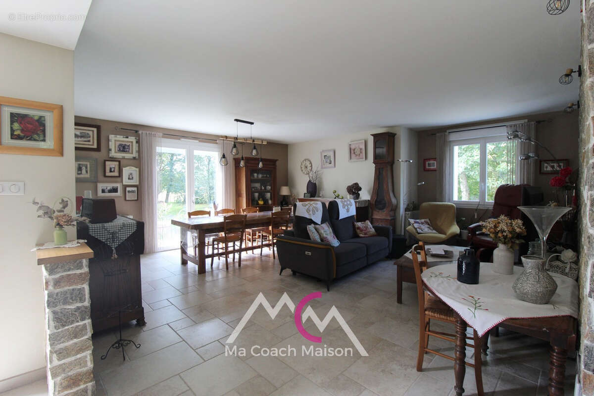 Maison à PONTCHATEAU