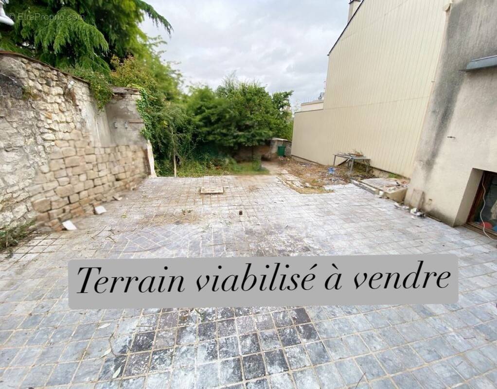 Terrain à CREIL