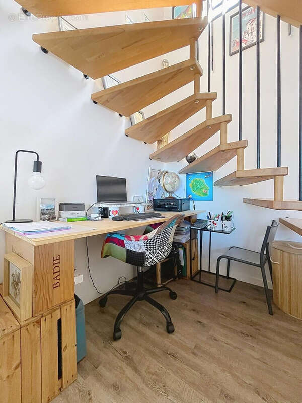 Maison 75 m² à Les Avirons  - photo 8