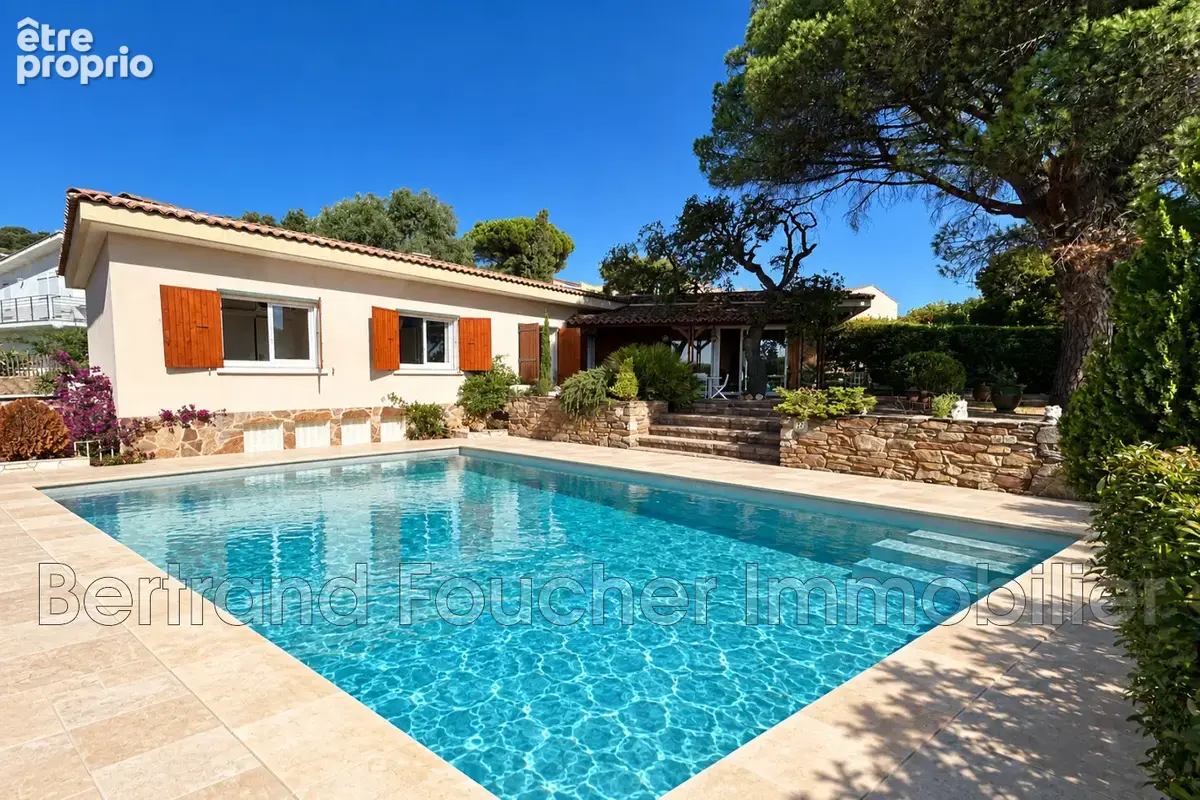 Photo Maison à Cavalaire-Sur-Mer au prix de 750 000€