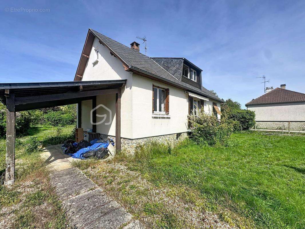 Maison à MONTFORT-SUR-RISLE