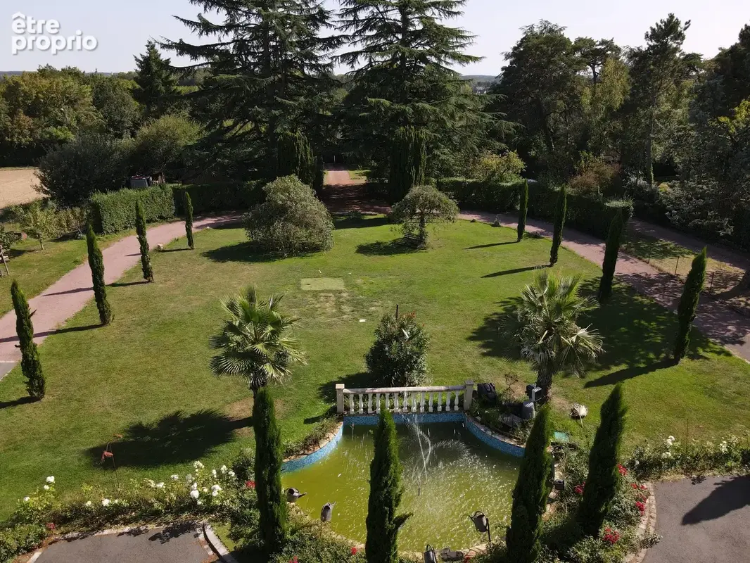 Maison 9 pièces 320 m² à vendre à Charentilly (37390) - photo 4