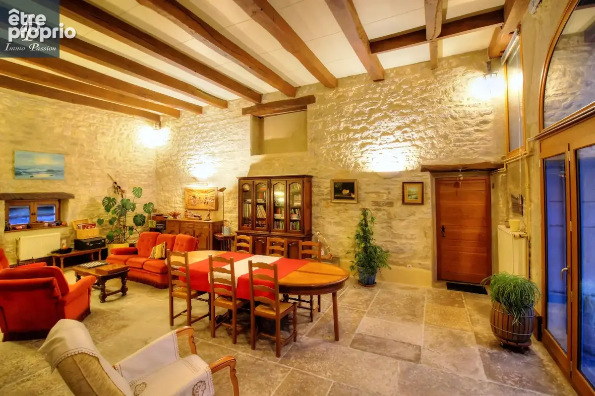 A VENDRE Proche COUSANCE : Magnifique Propriété 11 pièces 350 m2 - photo 7