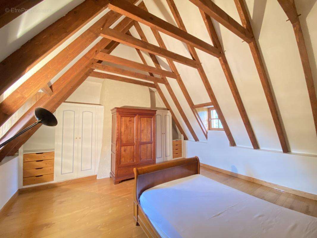 Maison à ESPEYROUX