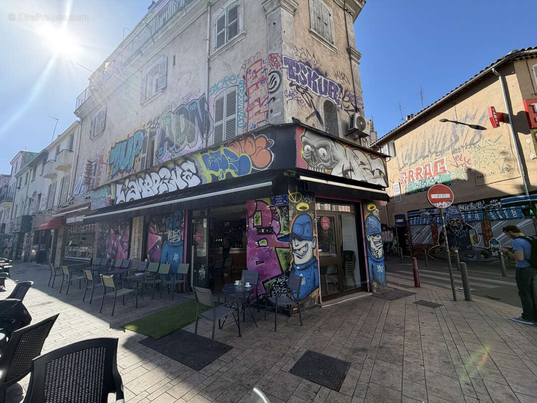 Commerce à MARSEILLE-6E