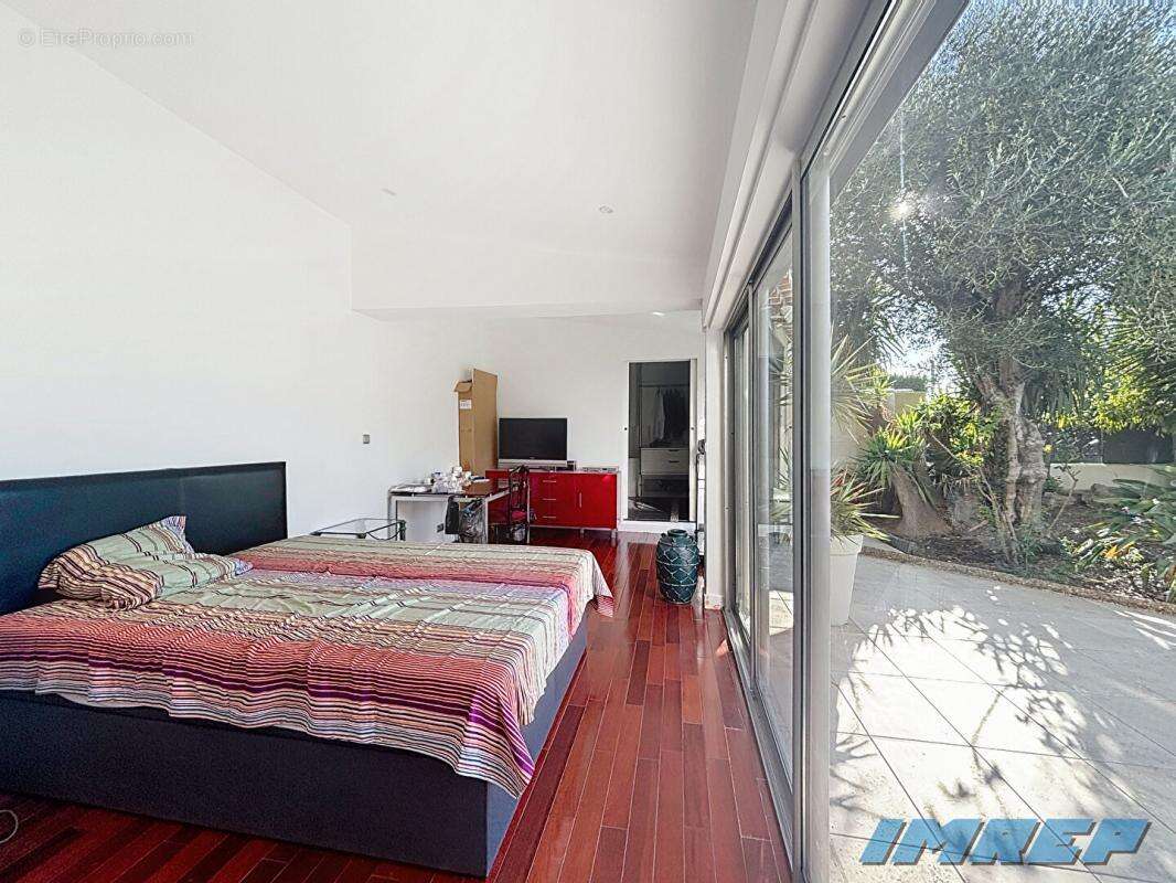 Maison à MARSEILLE-10E