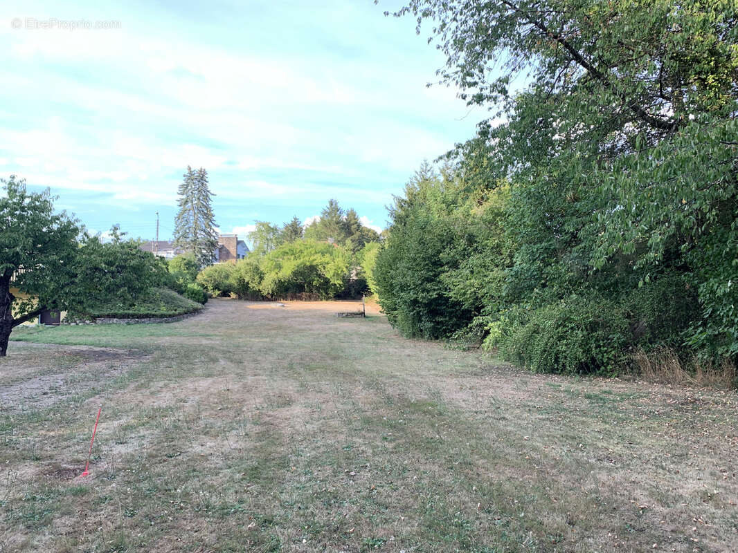 Terrain à SARREGUEMINES