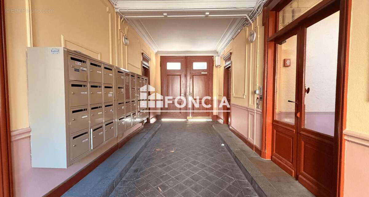 Appartement à AUBERVILLIERS