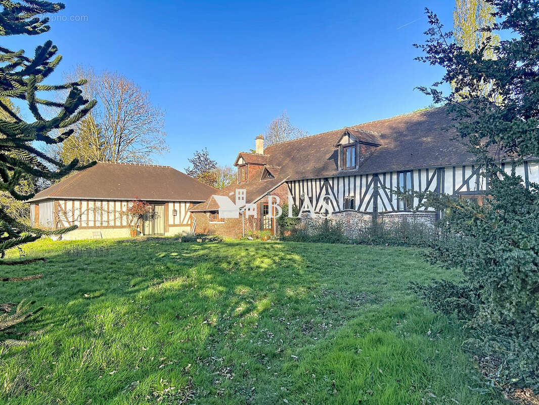 Maison à BEAUMONT-LE-ROGER