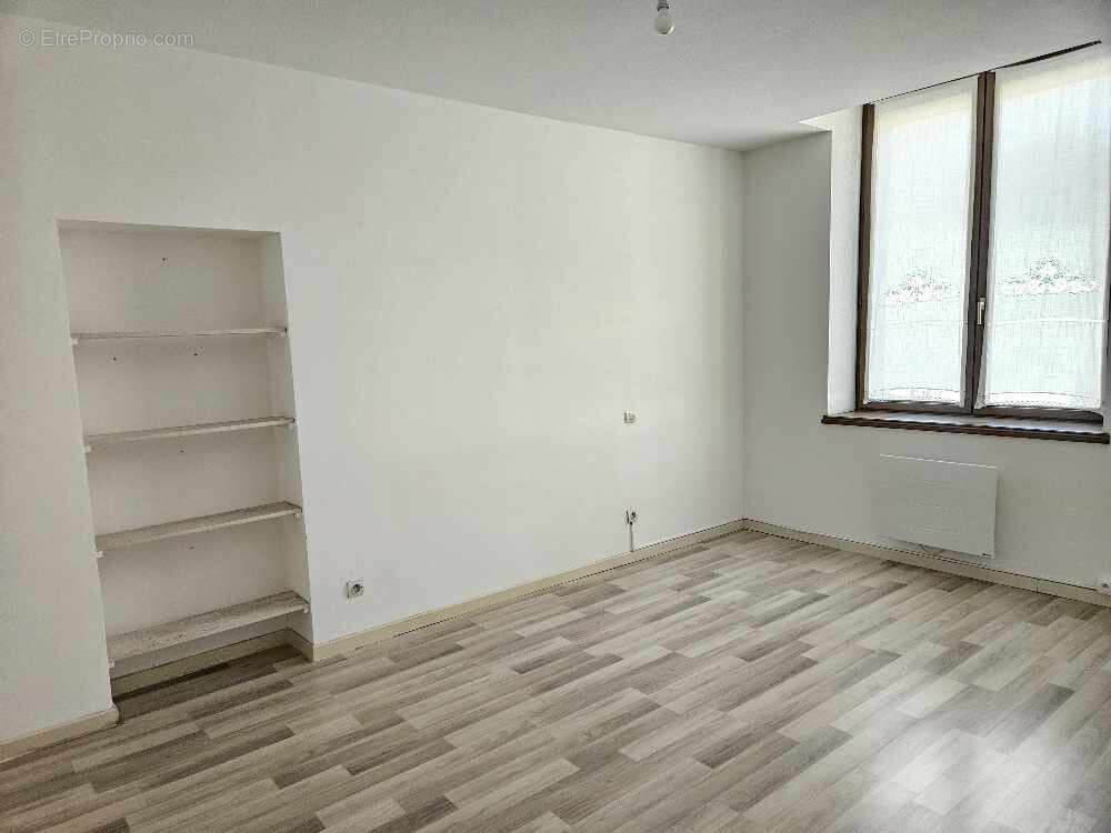 Appartement à BRUYERES