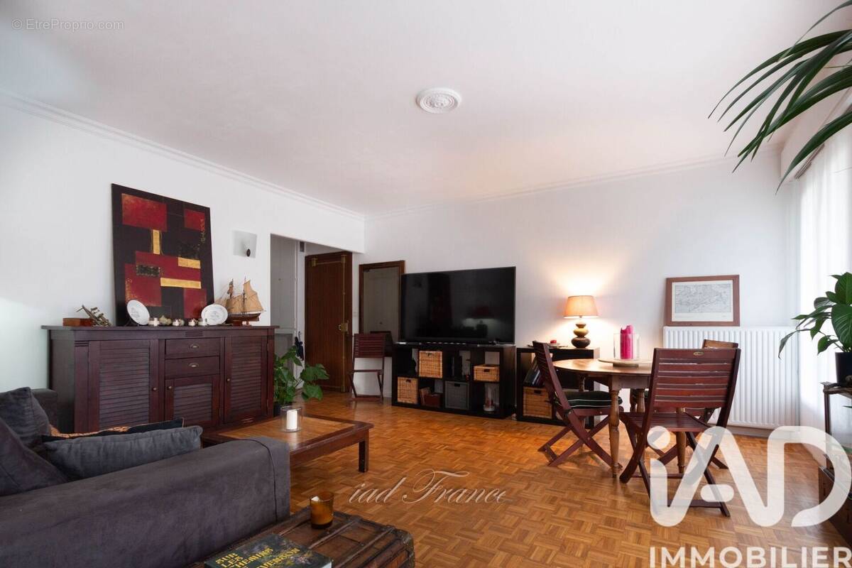 Photo 1 - Appartement à MARLY-LE-ROI