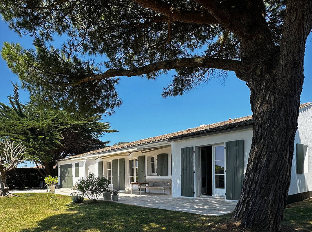Maison à SAINT-CLEMENT-DES-BALEINES