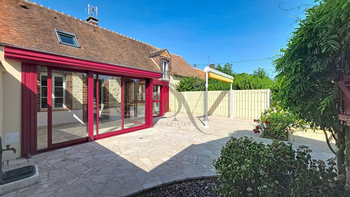 Maison à CHEVANNES