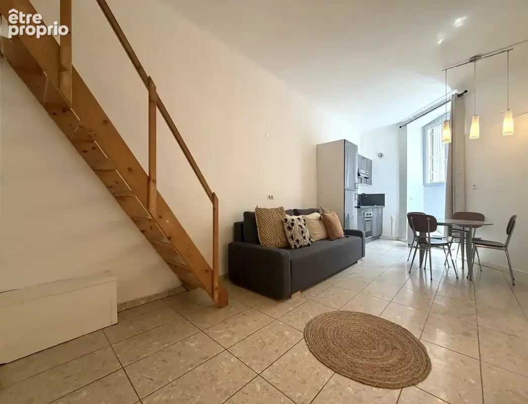 Beau studio avec mezzanine - photo 4