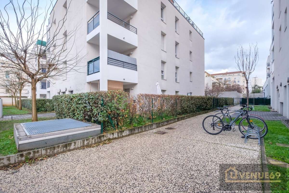 Appartement à LYON-8E