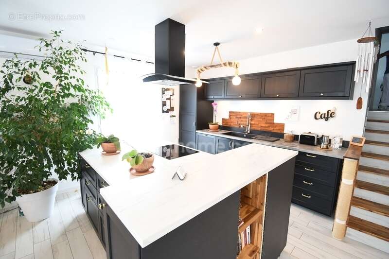 Maison à ALLONDRELLE-LA-MALMAISON