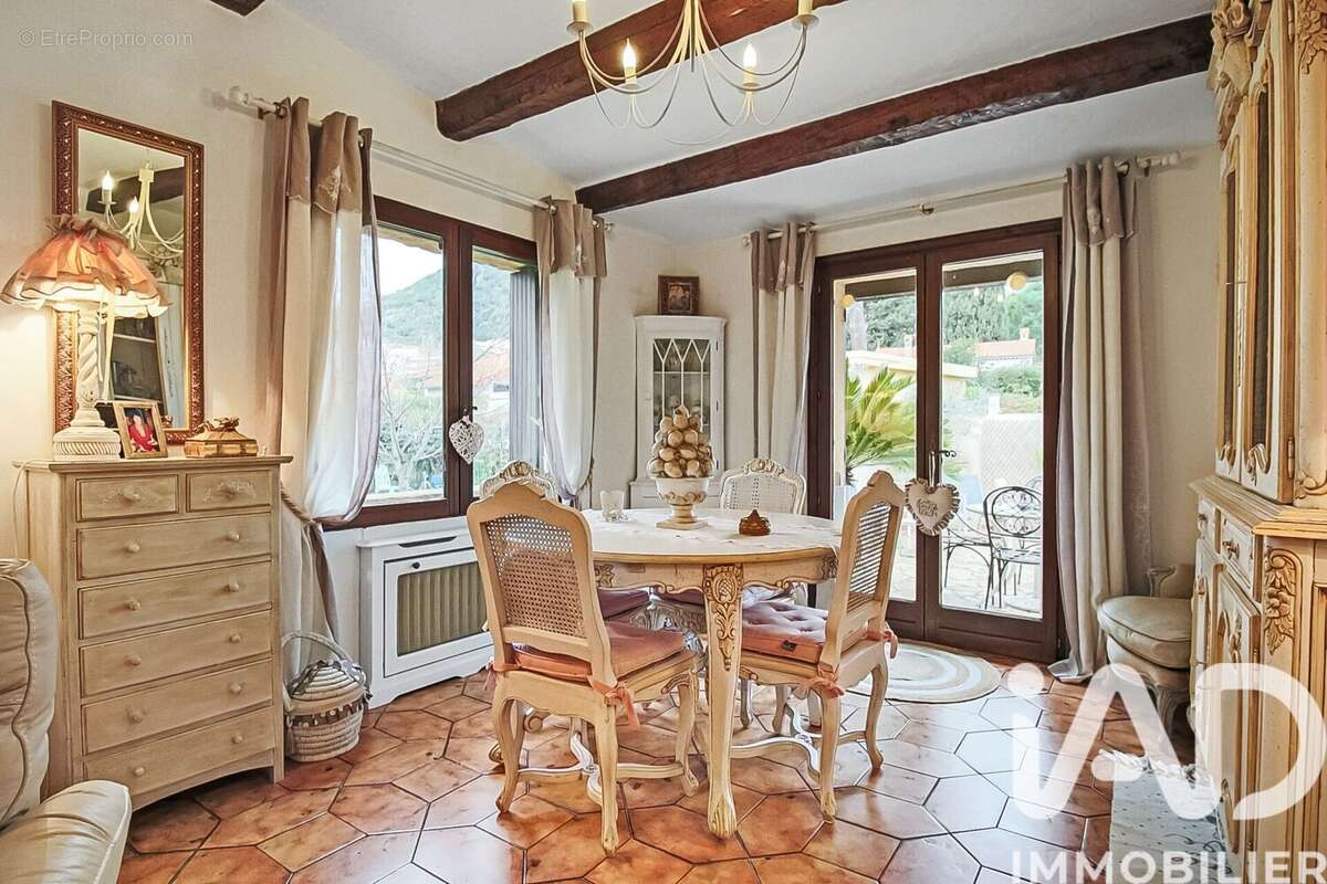 Photo 4 - Maison à MANDELIEU-LA-NAPOULE