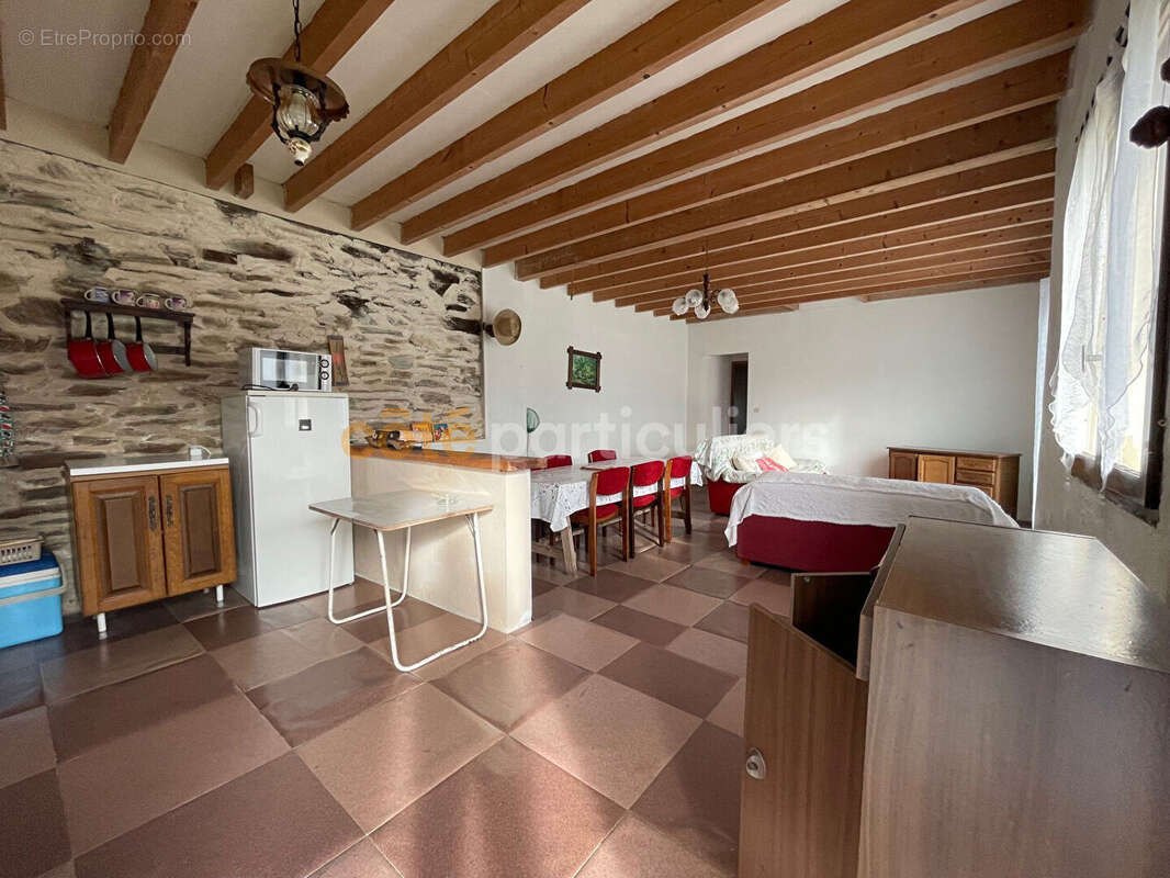 Maison à SAINT-MARCOUF