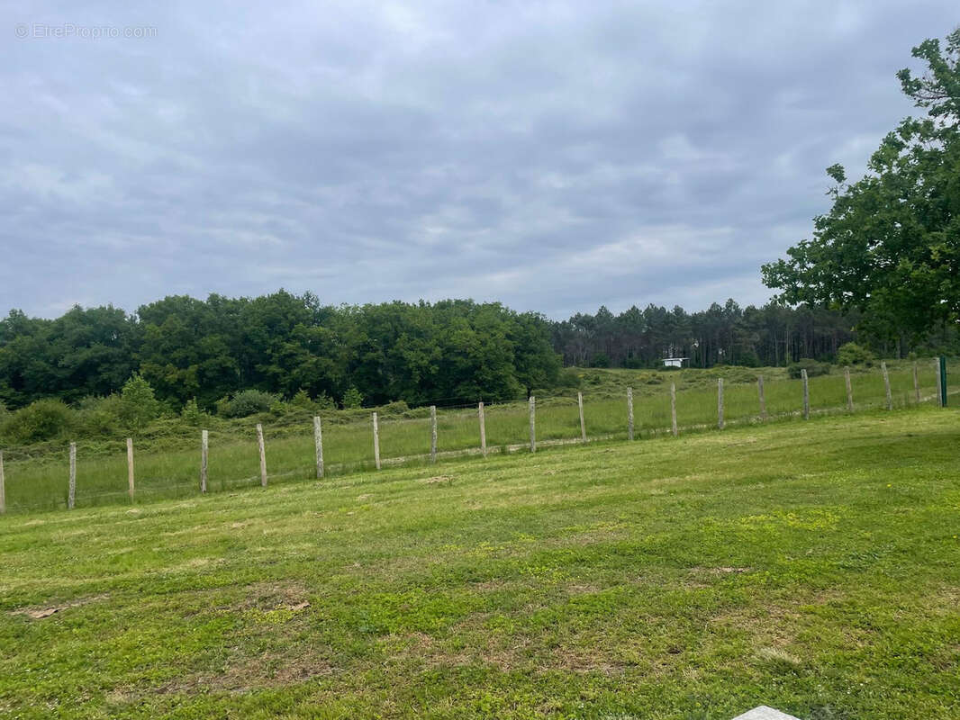 Maison à MONTPON-MENESTEROL