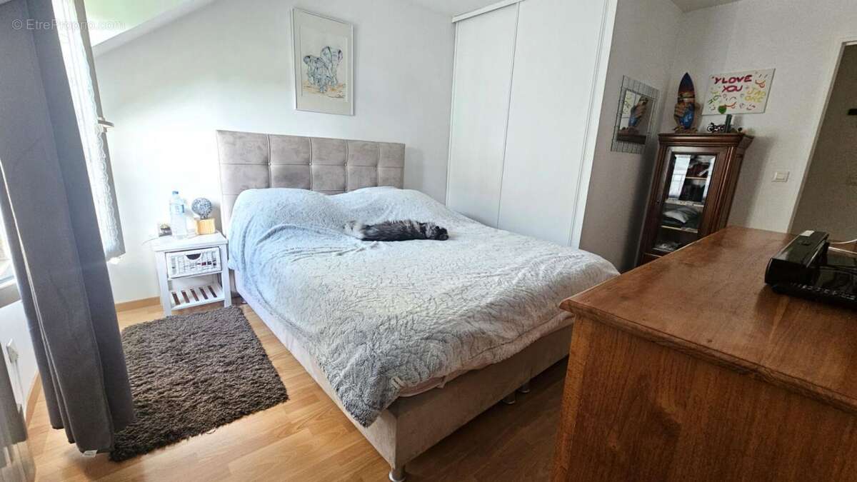 Appartement à HOUDAN