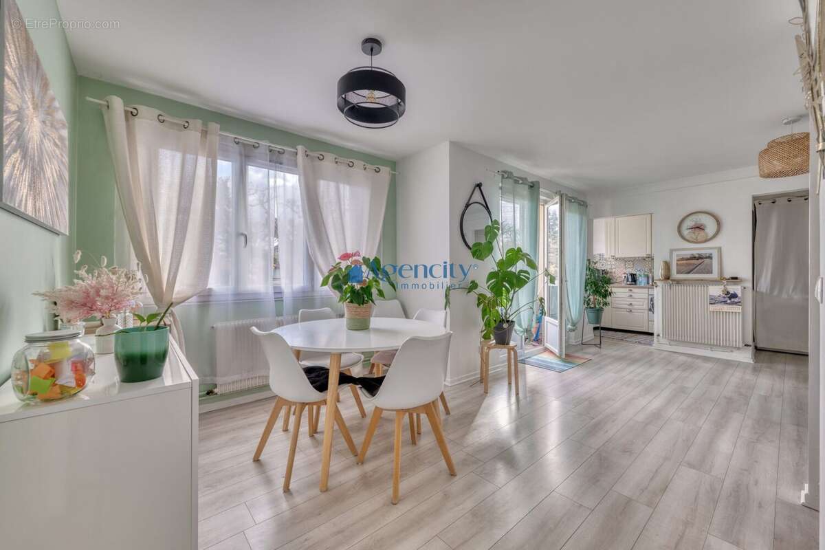 Appartement à GOURNAY-SUR-MARNE