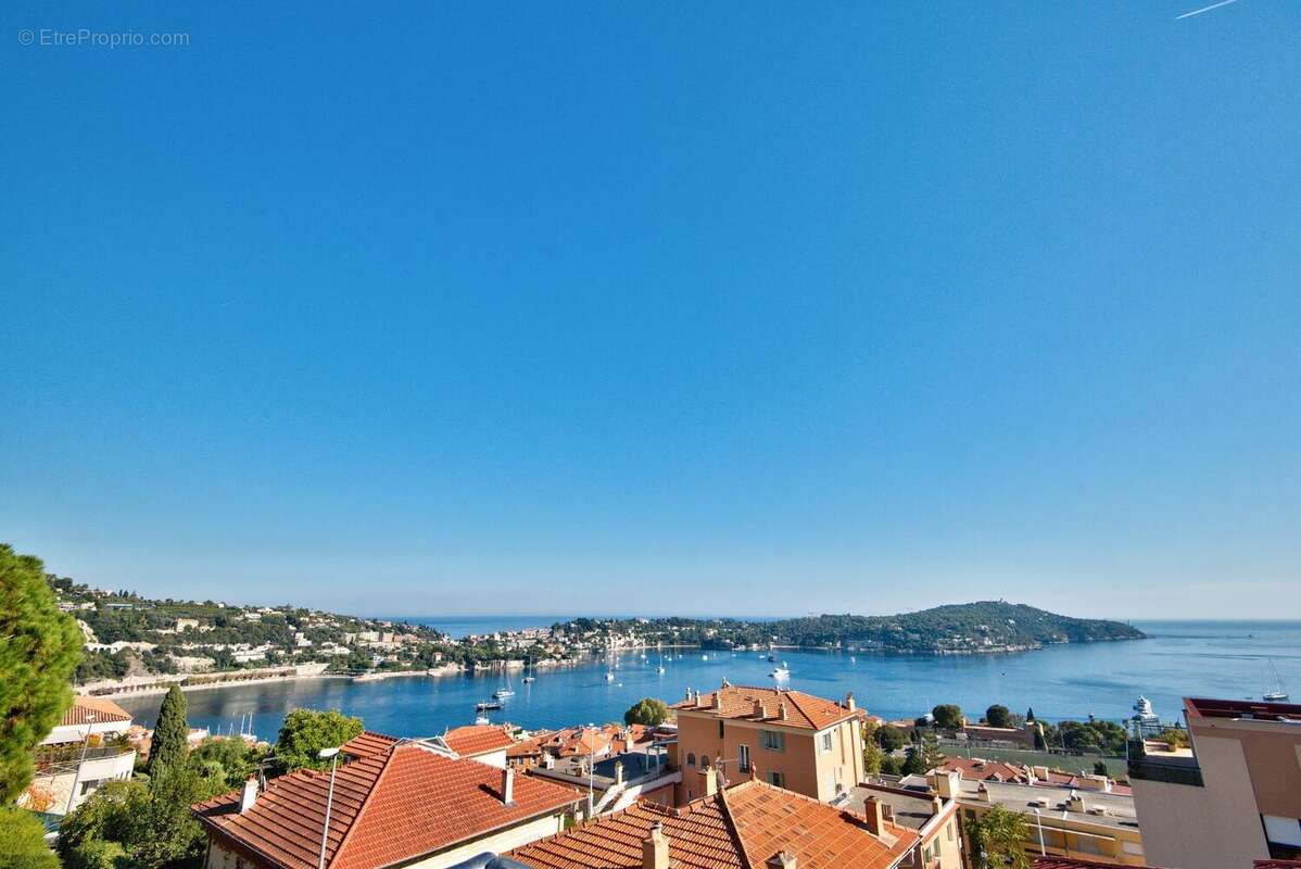 Appartement à VILLEFRANCHE-SUR-MER
