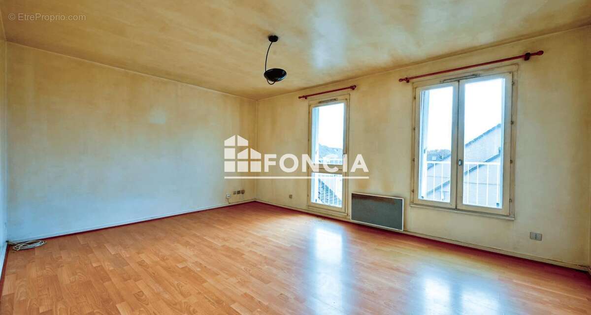 Appartement à GUYANCOURT