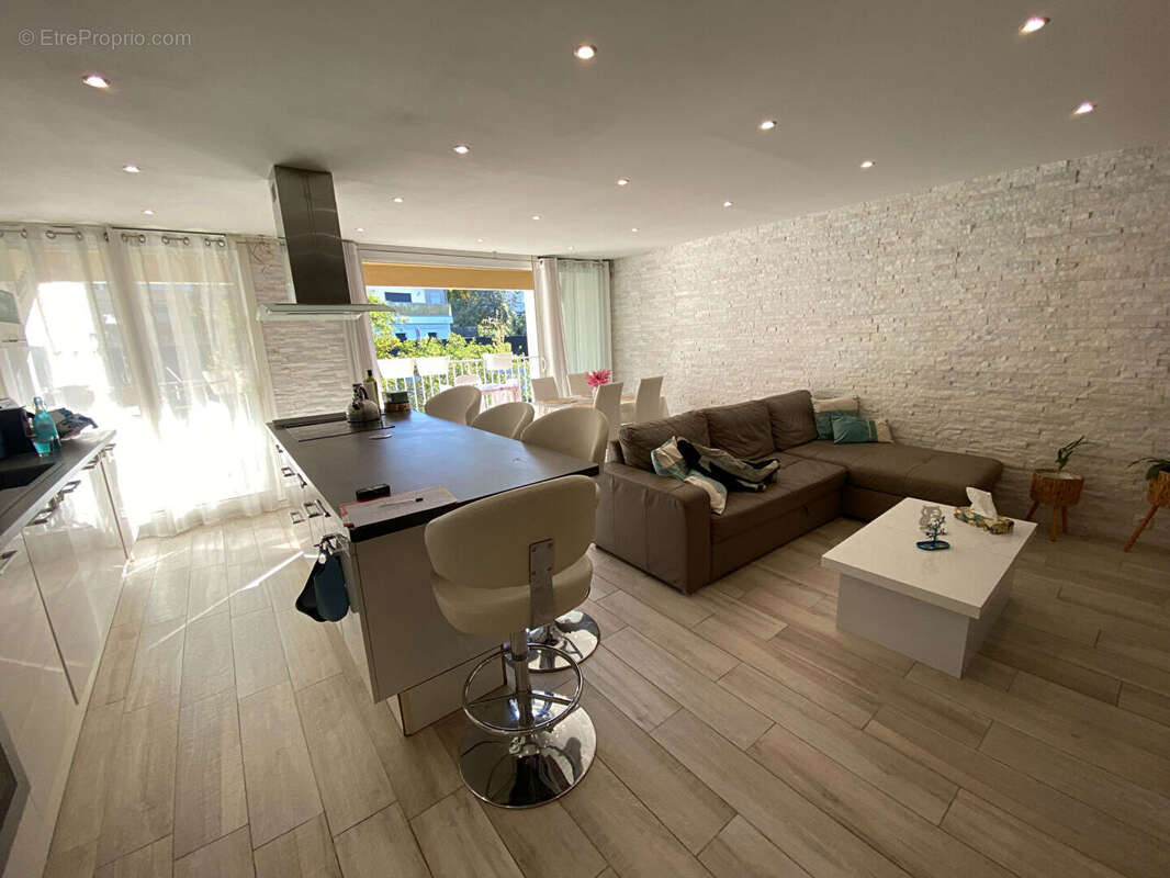 Appartement à MARSEILLE-12E