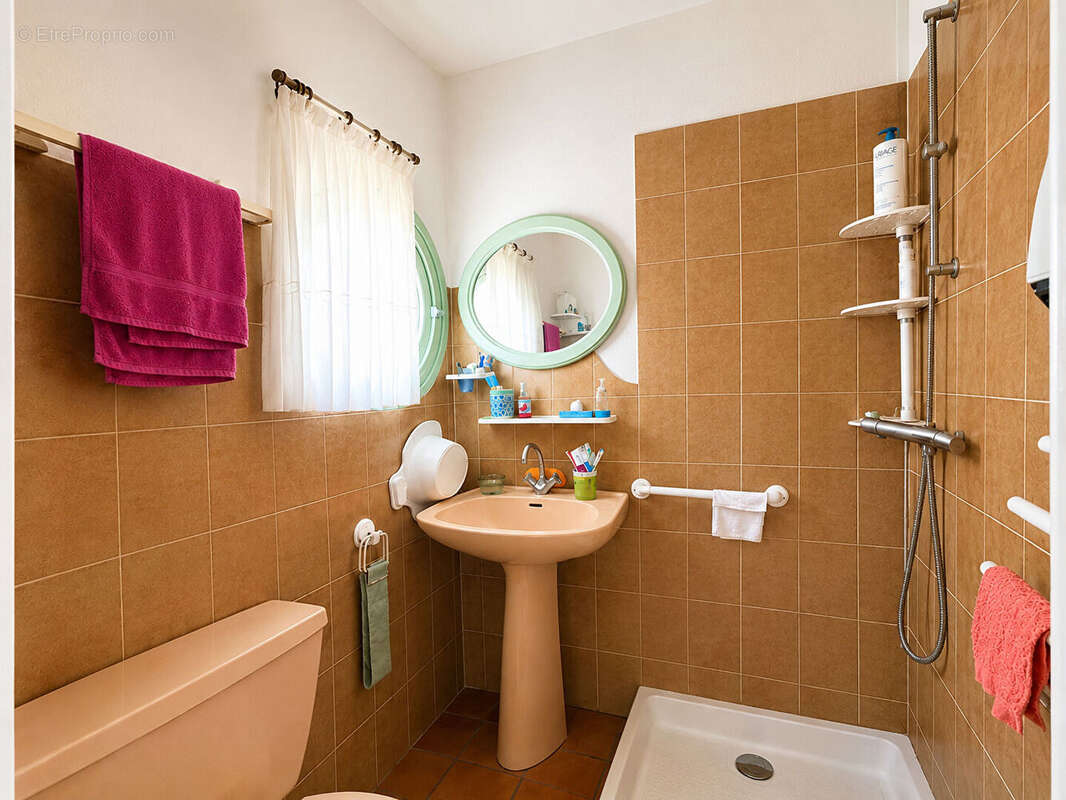 Maison 145 m² à Sommieres-Du-Clain  - photo 7