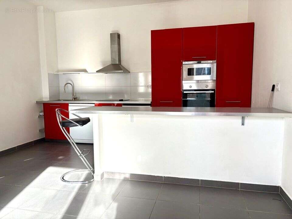 CUISINE  - Appartement à ANNEMASSE