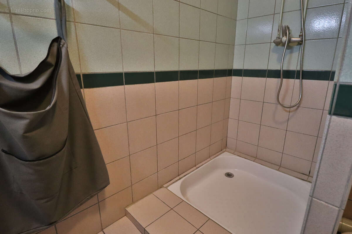 Appartement à SAINTE-SAVINE
