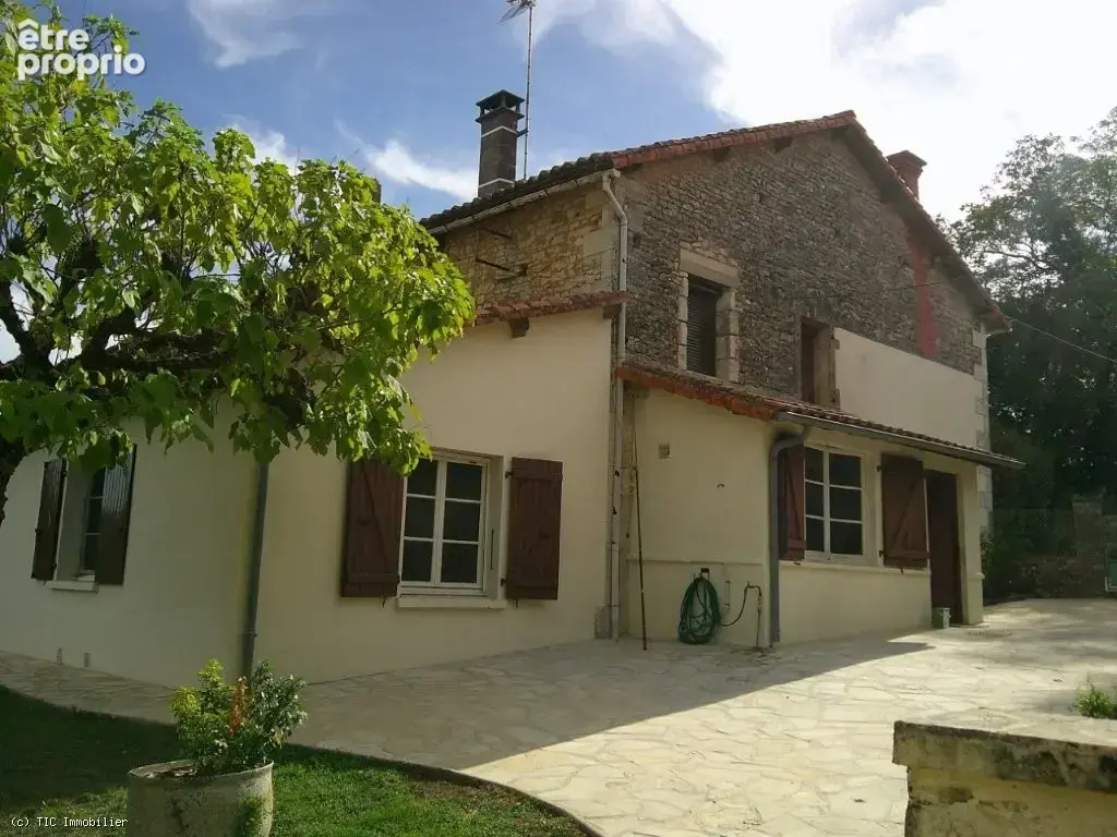 Exclusif ! Charmante Maison En Pierre Avec Une Vue Superbe! - photo 36