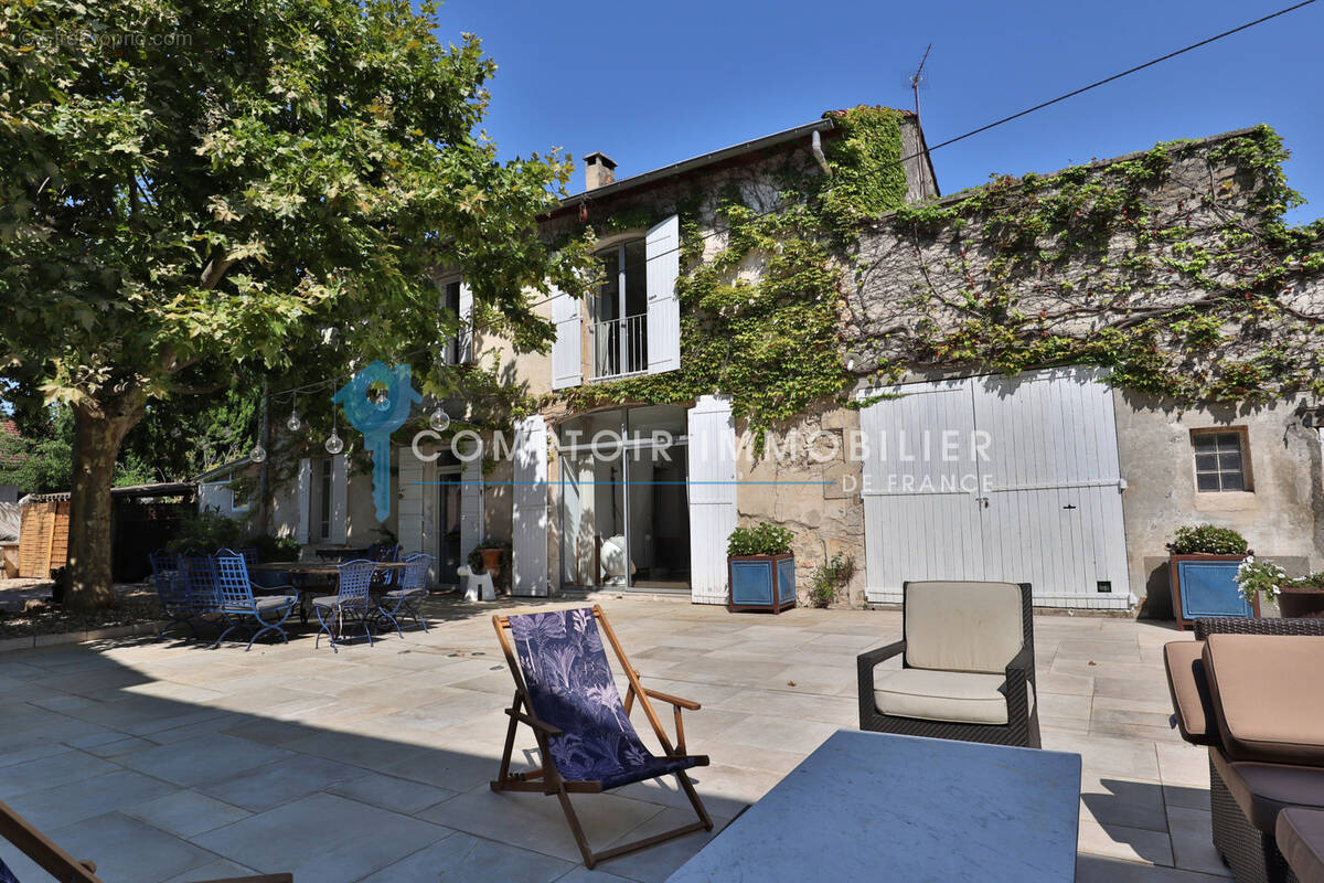 Maison à NOVES