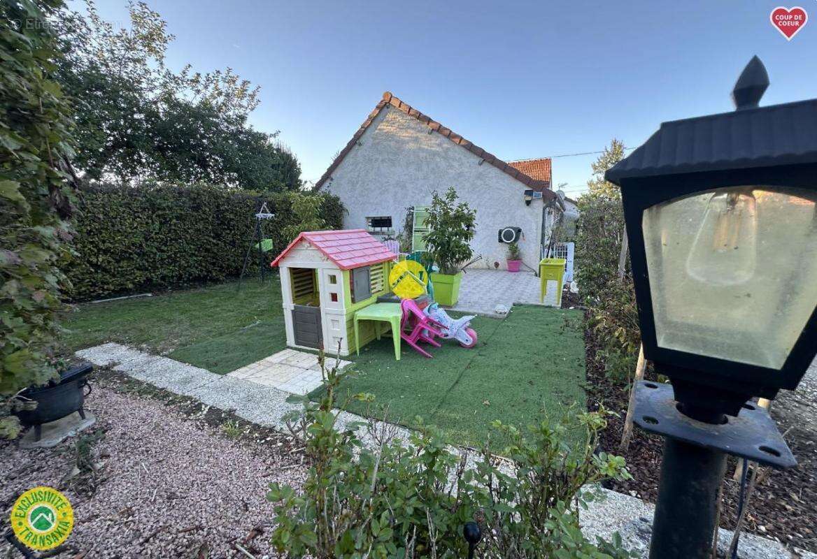 Maison à MENETOU-COUTURE