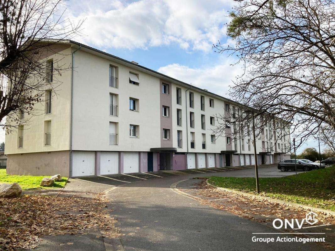 Appartement à SAINT-ETIENNE-DE-SAINT-GEOIRS