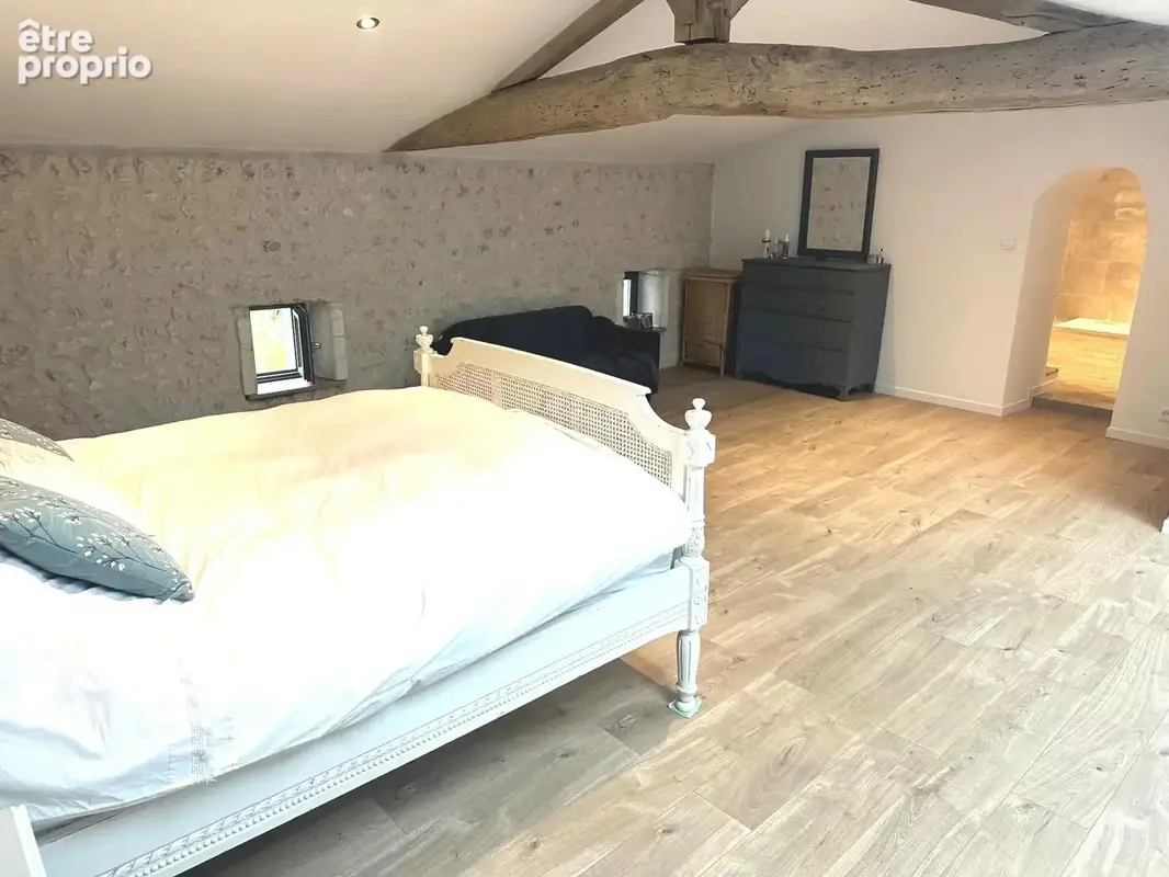 Maison rénovée avec 5 chambres plus un terrain à batir - photo 9