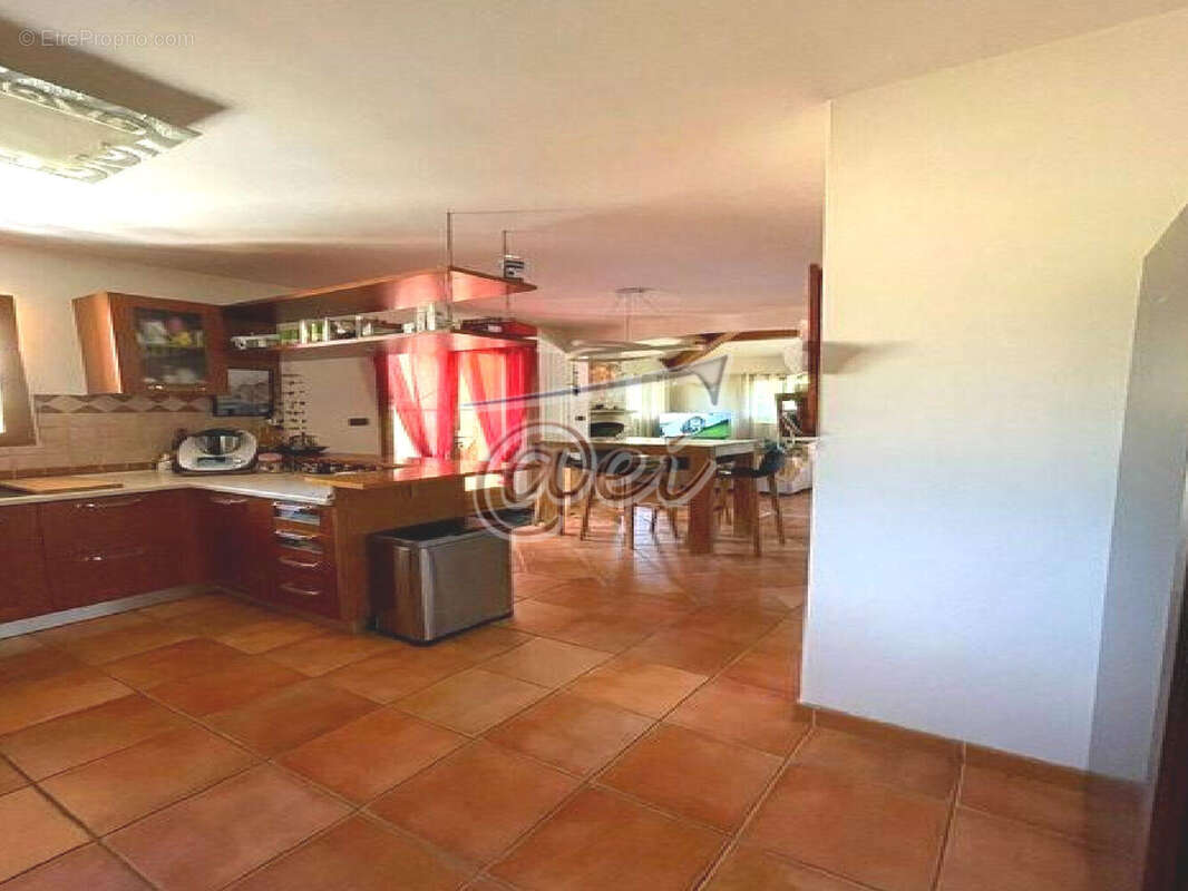 Maison à BRIGNOLES