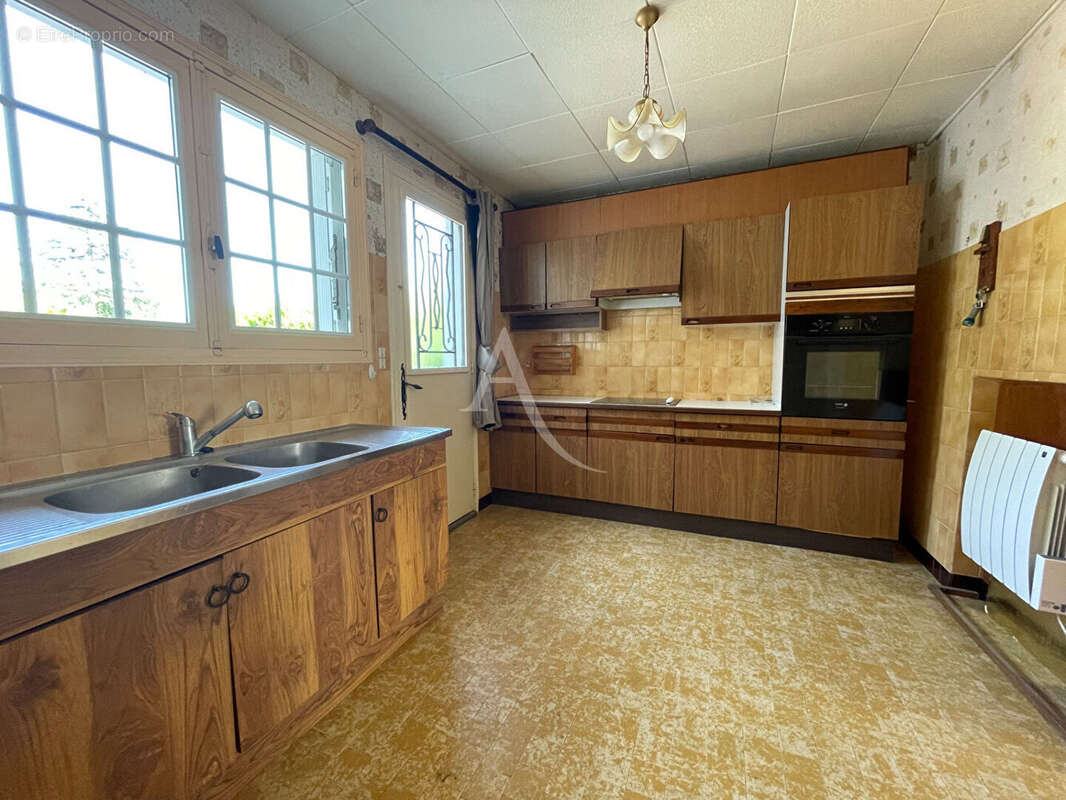 Maison à FAVEROLLES-SUR-CHER